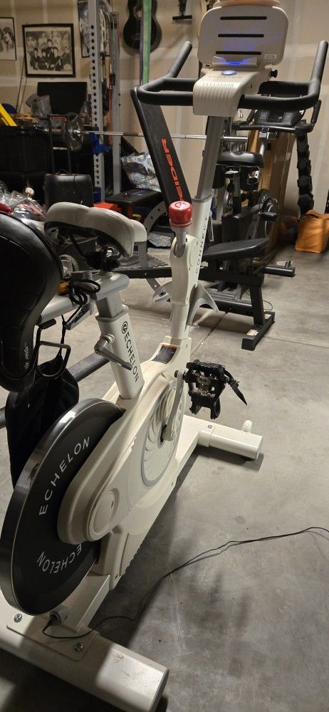 Echelon EX-3 Smart Connect Exercise Bike