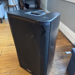 QSC K12 Power Speaker