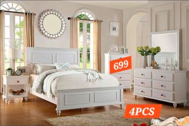 White Wood 4-Piece Bedroom Set