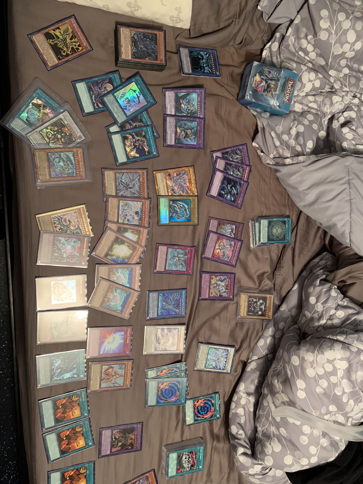Yugioh Collection + Blue-Eyes Deck