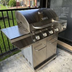 4 Burner Nexgrill Propane