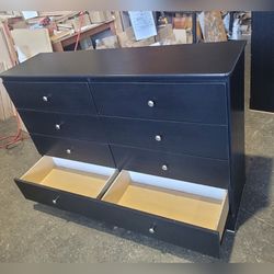 8 Drawer Dresser
