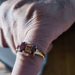 10kt Gold Garnet And Citrine Ring