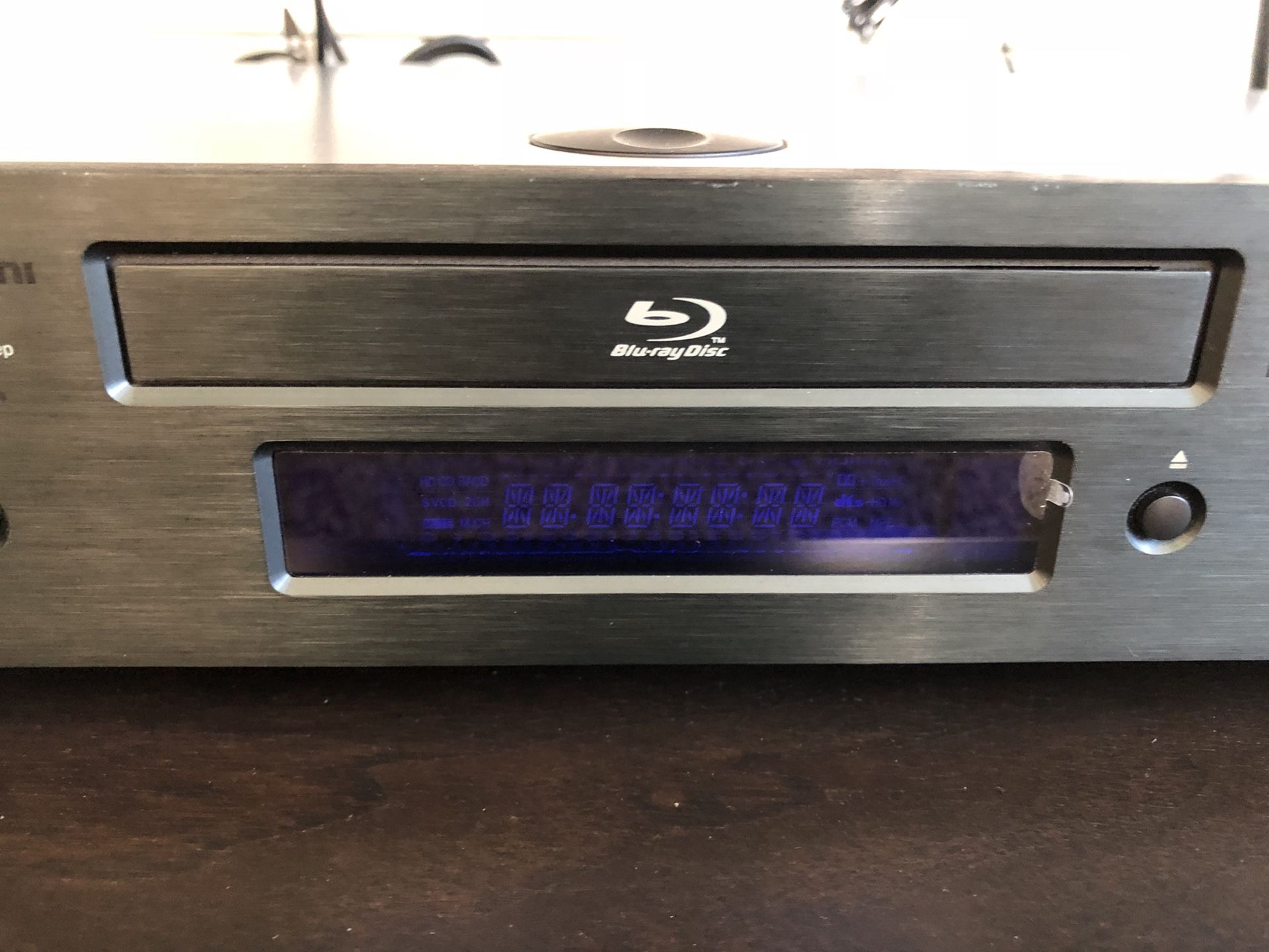 REDUCED!!! Cambridge Audio azur 752BD Universal Player