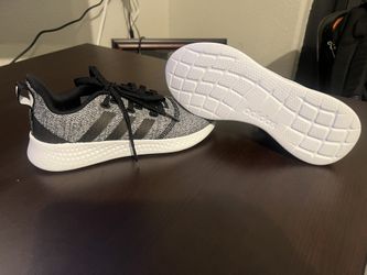 Brand New Adidas Cloudfoam Super Running Shoes, Size 5