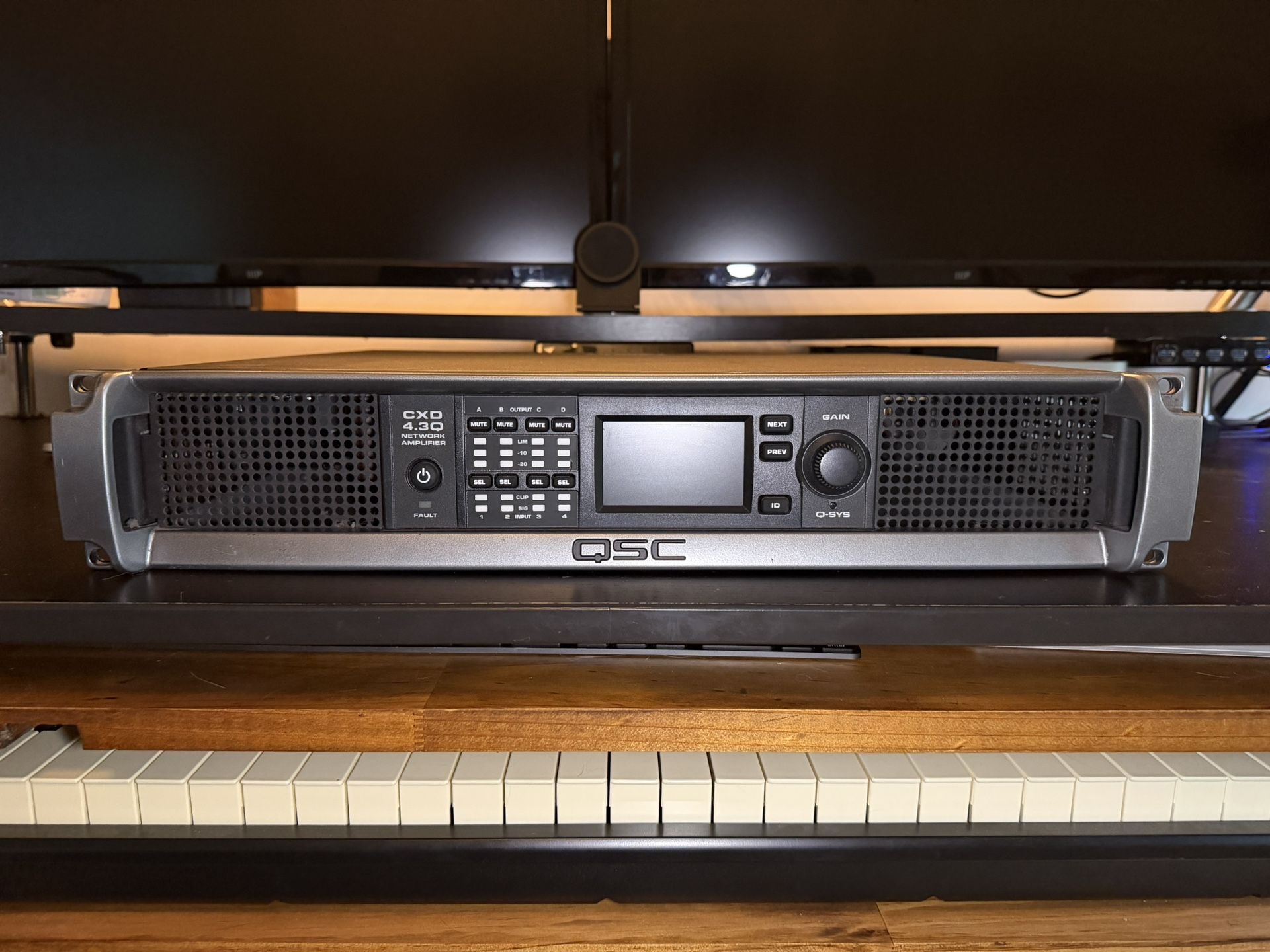 QSC CXD 4.3Q Network Amp