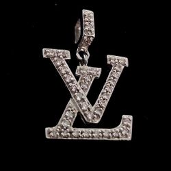 Louis Vuitton Pendant 