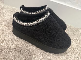 Black boots