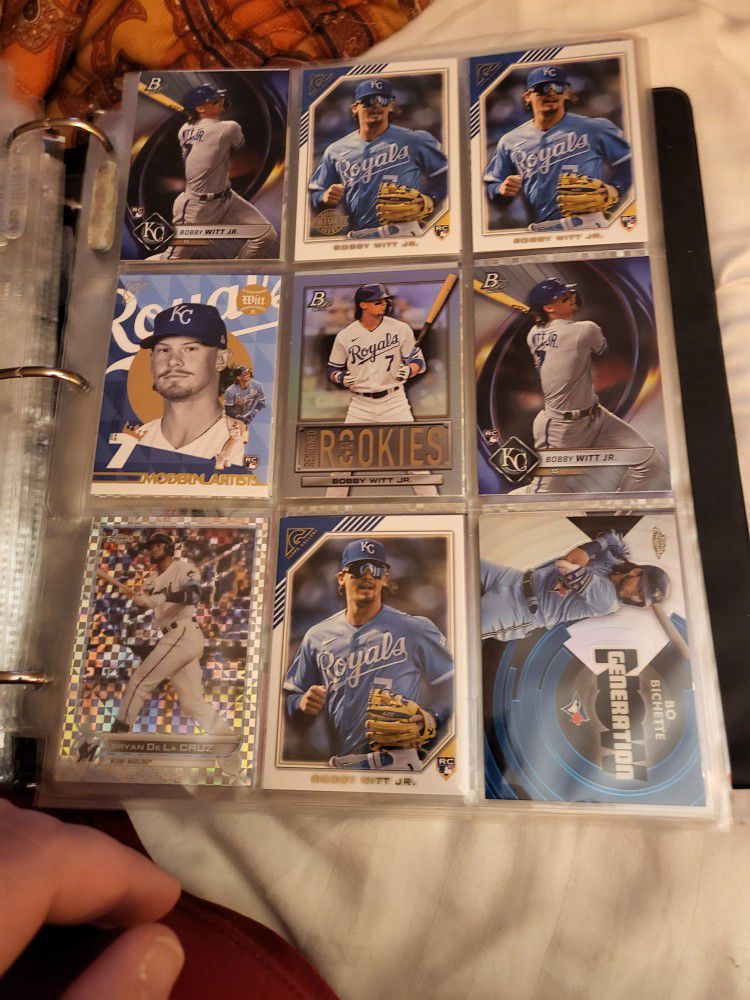 Baseball Cards 2022 Parralels Over A Thousand 