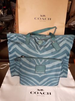 Coach Purse And Wristlet