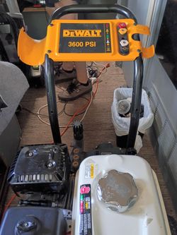 DeWalt 3600 PSI Gas Pressure Washer