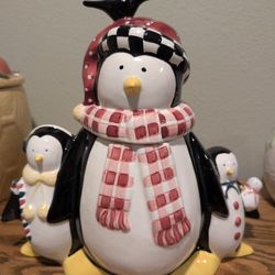SAKURA DEBBIE MUMM PENGUINS FAMILY BIRD CERAMIC COOKIE JAR HAND PAINTED
