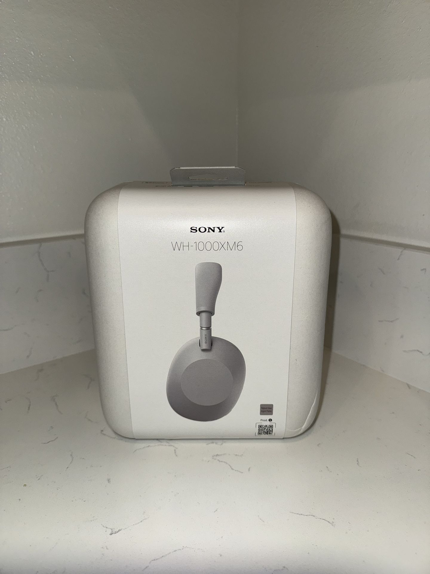 Sony WH-1000XM6 The Best Noise Canceling Wireless Headphones, Platinum Silver HD NC Processor QN3, 12 Microphones, Adaptive NC Optimizer, Studio-Quali