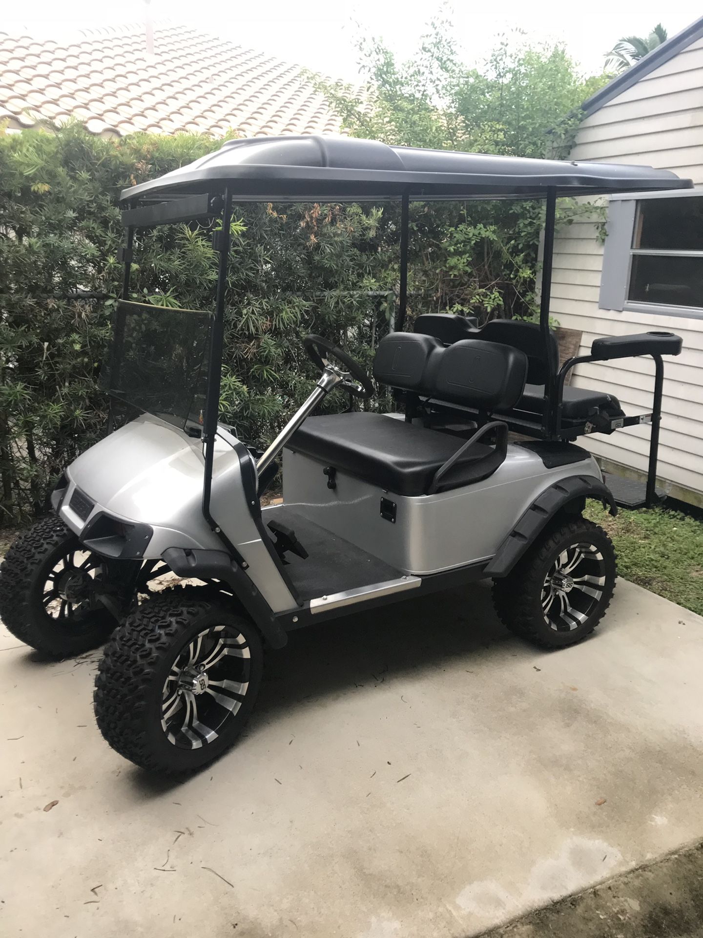 Golf Cart Club Car Bronze for Sale in Odessa, FL - OfferUp