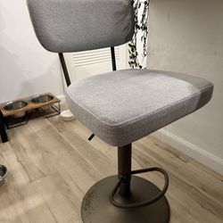 Barstools / grey / pick up only