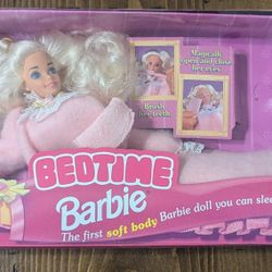 Bedtime Soft Body Barbie Doll 1993 Mattel 11079