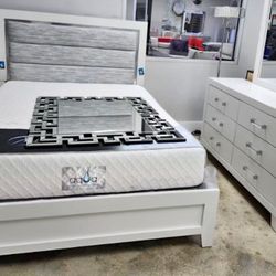 New 4pc Bedroom Set In Box 📦 