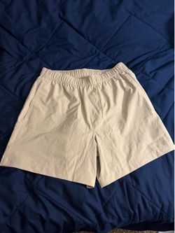 Hollister cream Hybrid shorts mens small