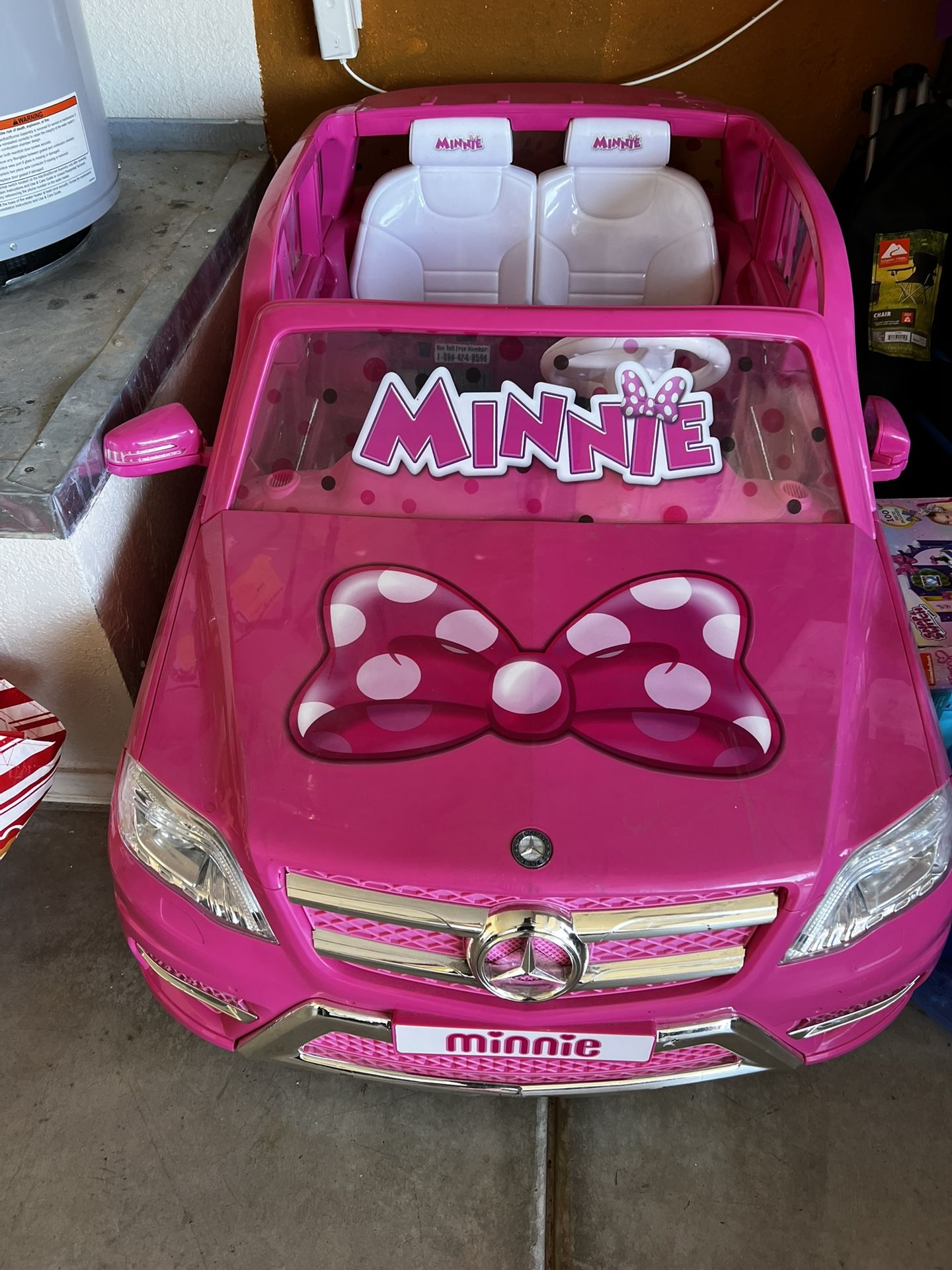 Kids Minnie Mercedes Car