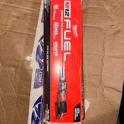 Milwaukee 12V 1/2 inch Ratchet 