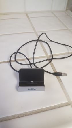 Belkin Charge and Sync Dock iphone ipod