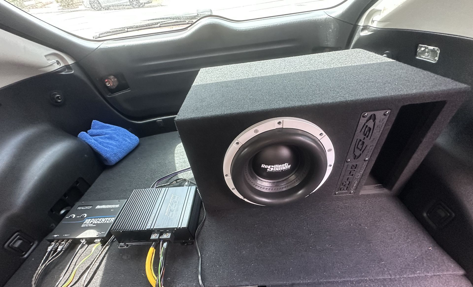 RESILIENT SOUNDS GOLD 10” V2 SUBWOOFER