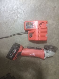 Milwaukee M18 Angle Grinder with Battery and Charger