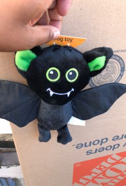 Dog toy bat