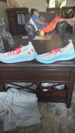 Men’s basketball under Armour shoes size 14