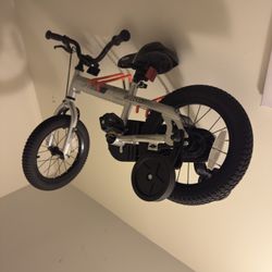 Brand New Bike For Kids With Assistive Wheels 