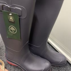 Raining Boots Kamik Size 9 New. Grey