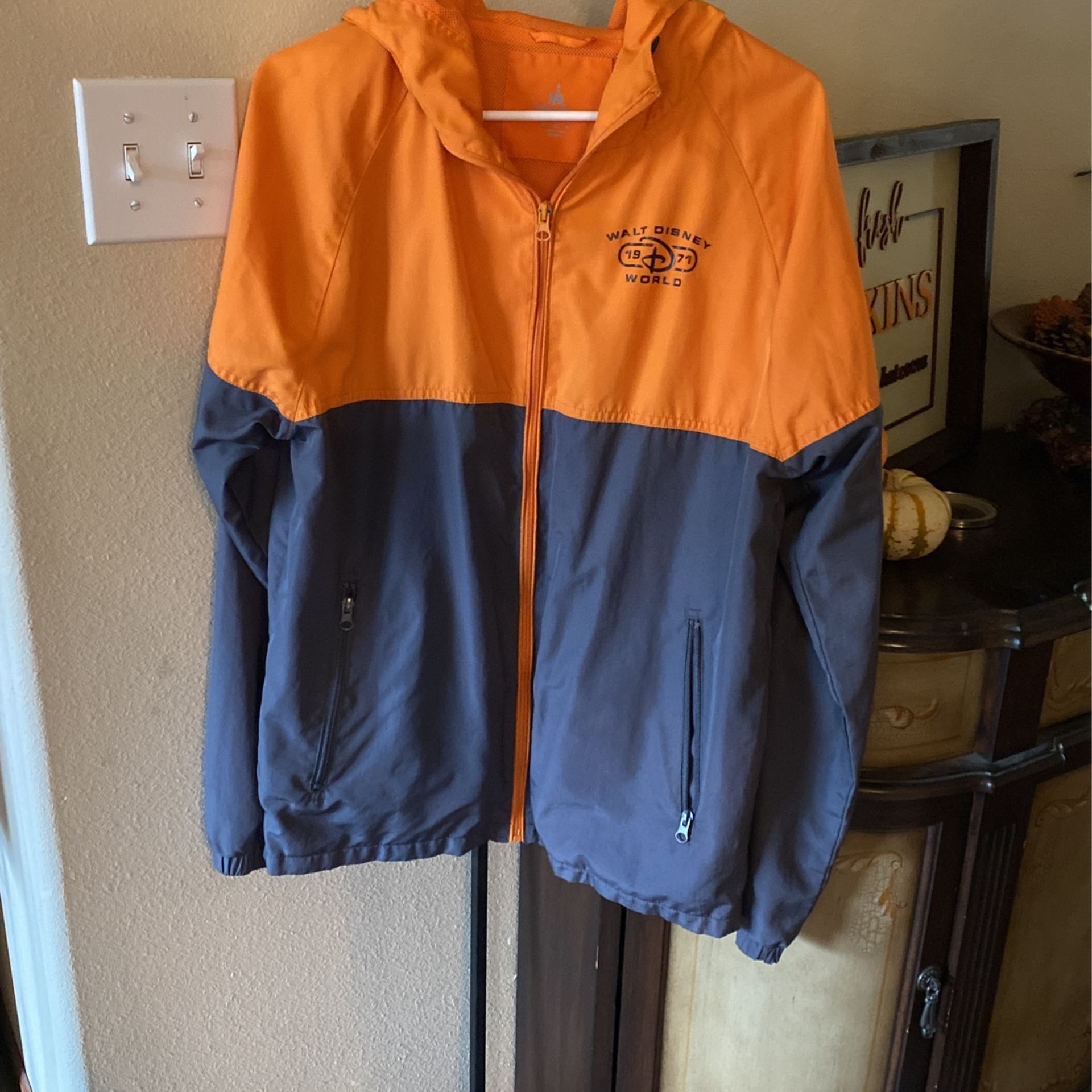 Disney Parks Rain Jacket Men's Small