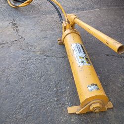 Enerpac P84 Hydraulic Hand Pump