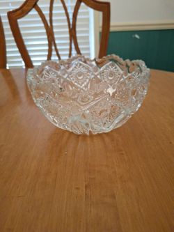 Heavy Decorative Glass Dish $10