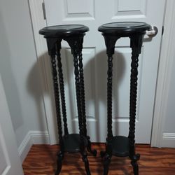 2 Tall Stands