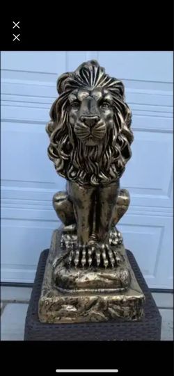 3 foot tall, golden lion statue