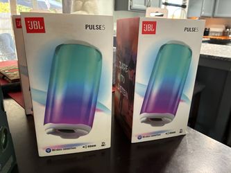 JBL Pulse 5 Bluetooth Speaker – New in Box