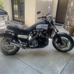 2005 Yamaha V Max