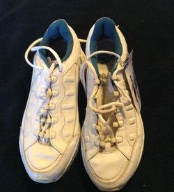 Women's Reebok shoes with tag 8 1/2