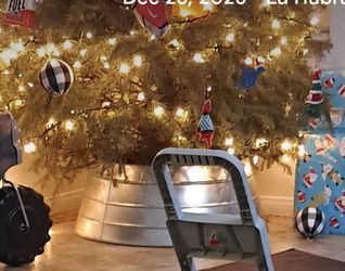 Christmas Tree Metal Tin Tree Collar