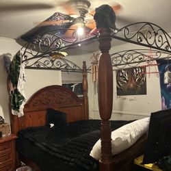 King Size Post Bed. With Mattress 