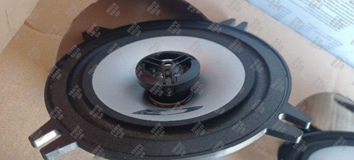 ///////ALPINE 5.25" Or 5 1/4"