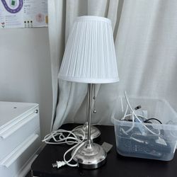 2 Bedside Lamps 