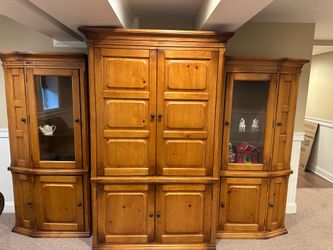TV/storage cabinet