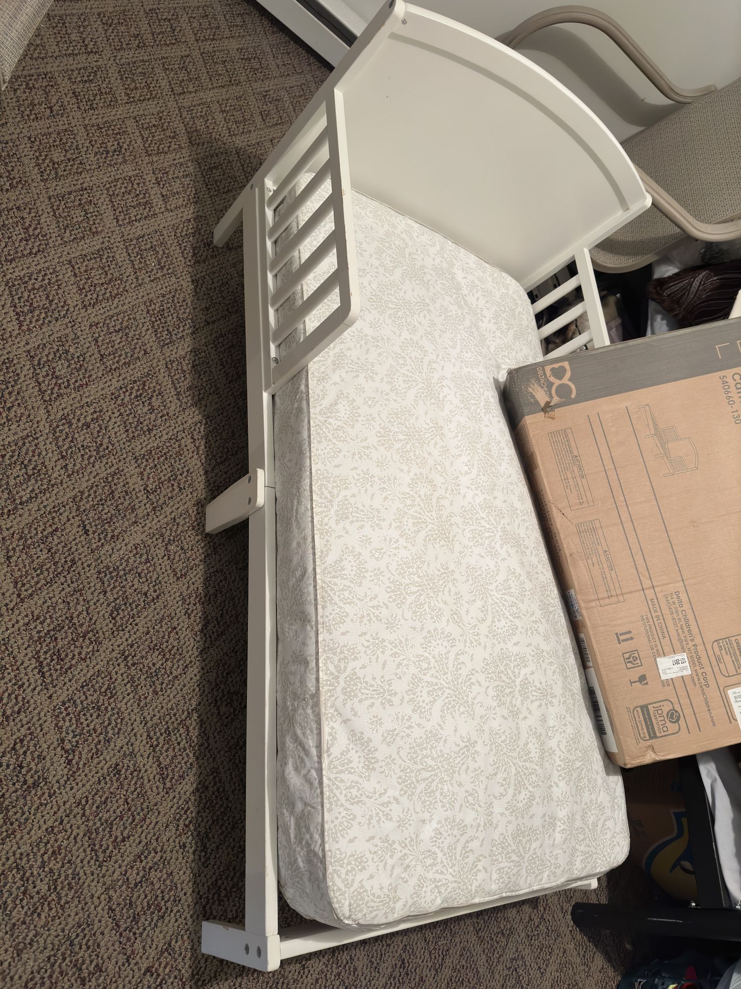 Toddler bed with mattress