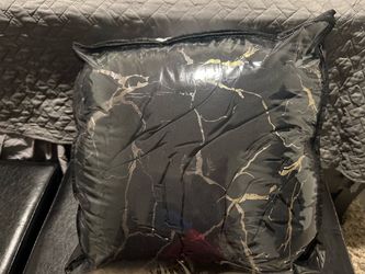 Black and Gold Marble Print king bed in a bag set