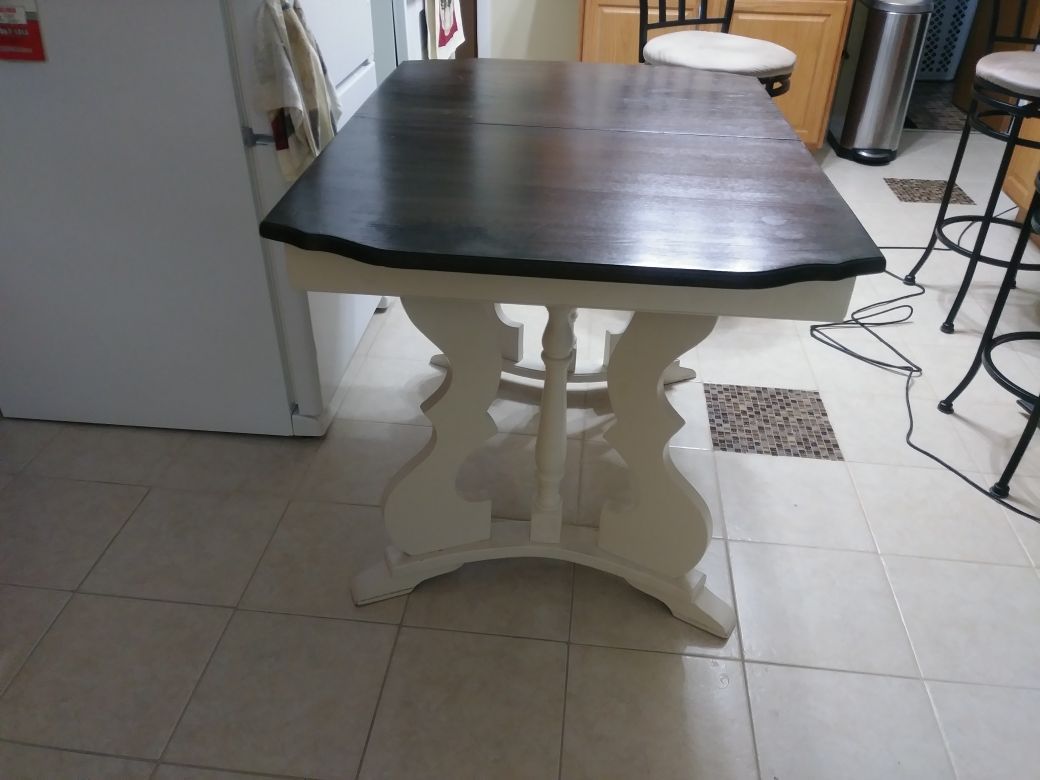 Small Kitchen Table NoChairs