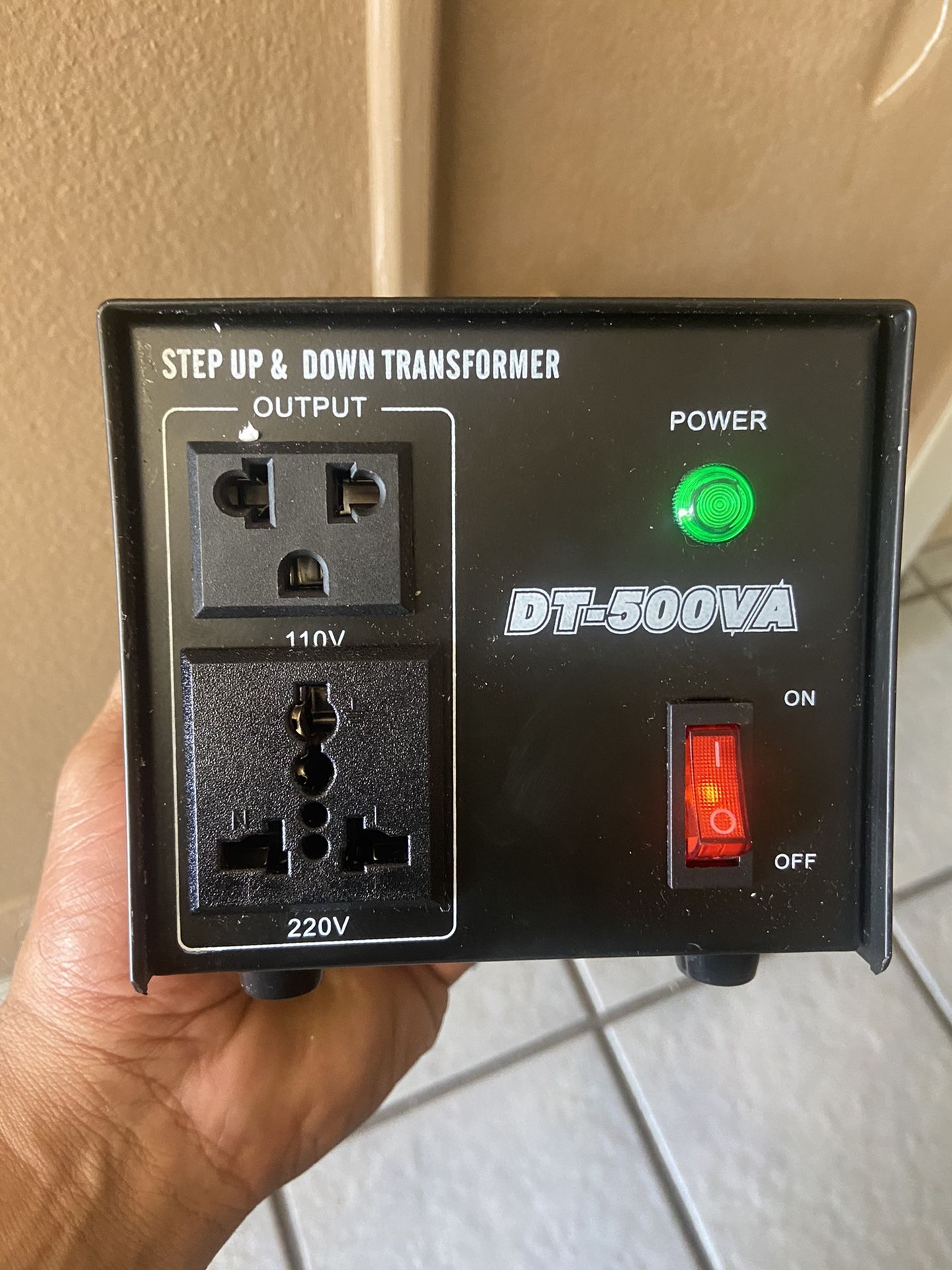 YINLEADER 500W VOLTAGE TRANSFORMER POWER CONVERTER 110V -220V 