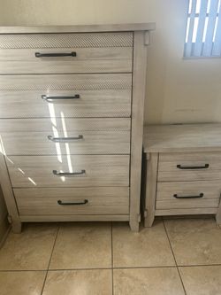 Dresser With Matching Nightstand