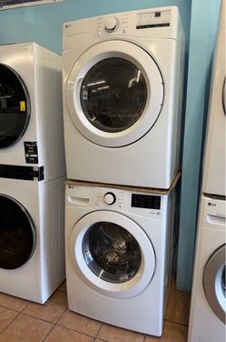Washer and dryer white